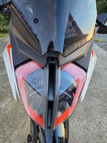 KTM 1290 Super Duke GT 25 of 30