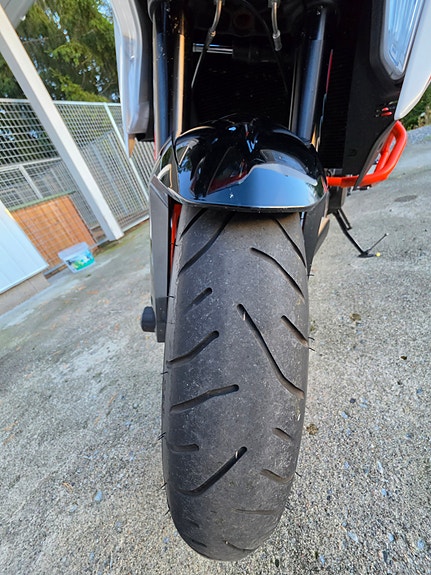 KTM 1290 Super Duke GT 11 of 30