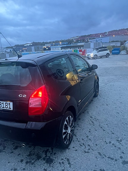 Citroen C2 6 of 11