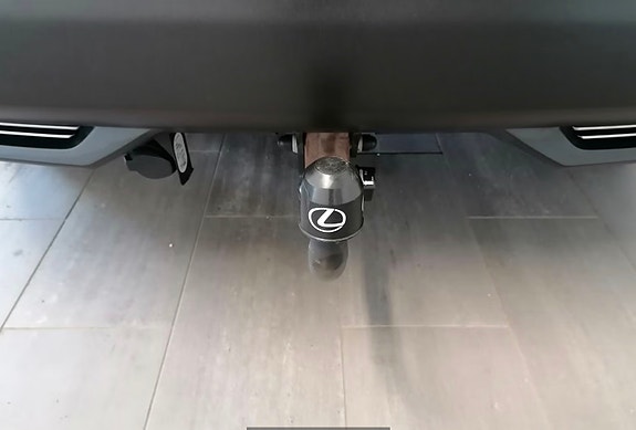 Lexus NX300h 21 of 21