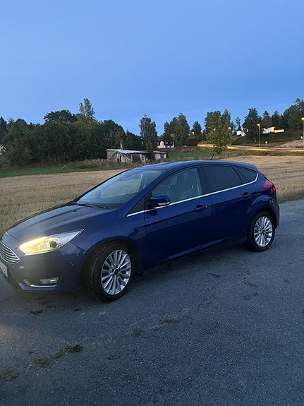 Ford Focus 7 of 8