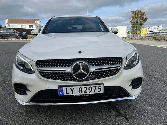 Mercedes-Benz GLC350 e 4 of 21