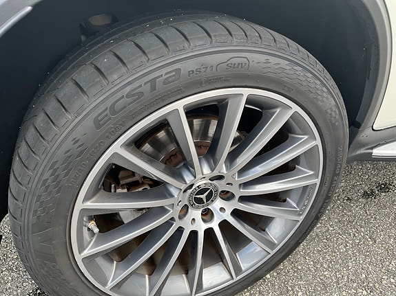 Mercedes-Benz GLC350 e 6 of 21