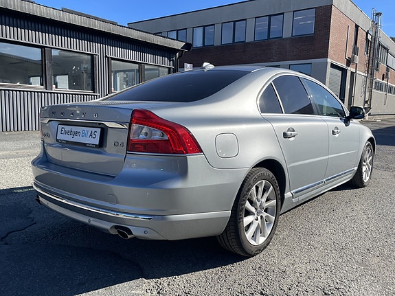 Volvo S80 5 of 27