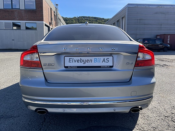 Volvo S80 4 of 27