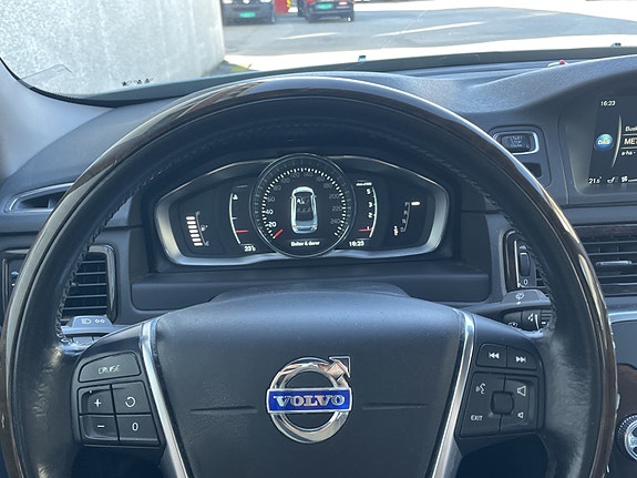 Volvo S80 18 of 27