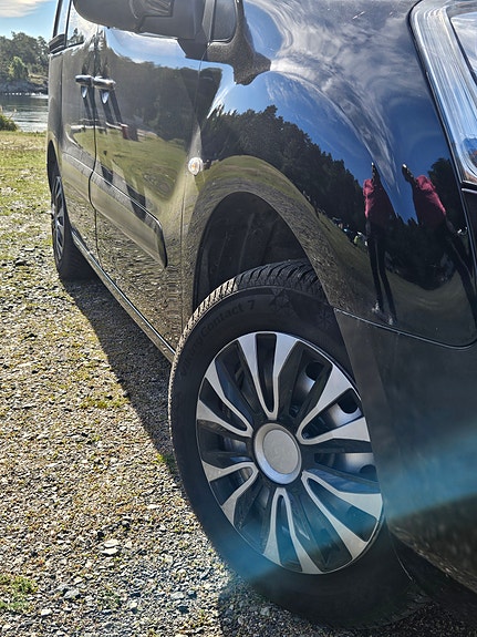 Peugeot Partner 2 of 18