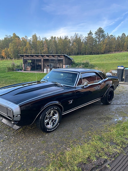Chevrolet Camaro 10 of 26