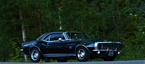 Chevrolet Camaro 21 of 26