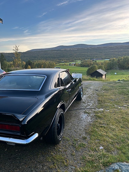 Chevrolet Camaro 9 of 26