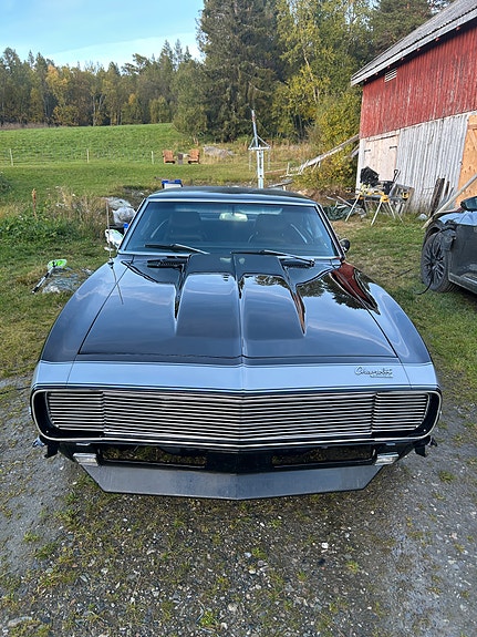 Chevrolet Camaro 14 of 26