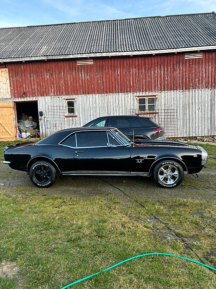 Chevrolet Camaro 12 of 26