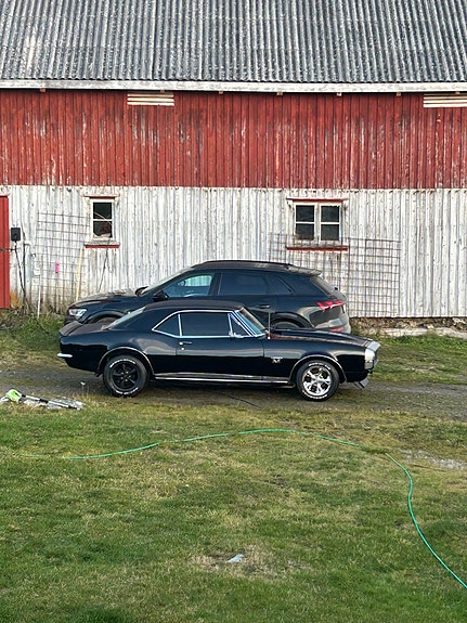 Chevrolet Camaro 8 of 26