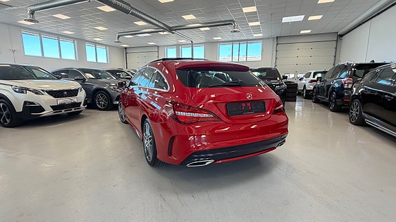 Mercedes-Benz CLA180 25 of 30