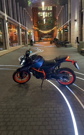 KTM 390 Duke 3 of 12
