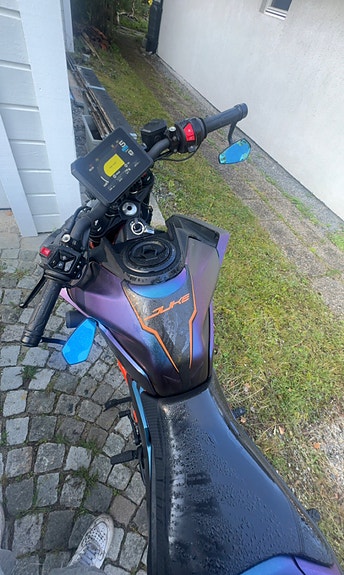 KTM 390 Duke 7 of 12