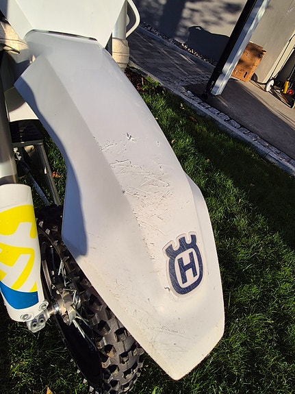 Husqvarna EE 3 7 of 9