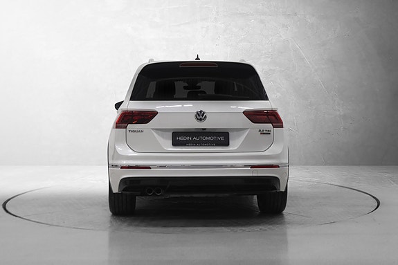 Volkswagen Tiguan 2 of 30