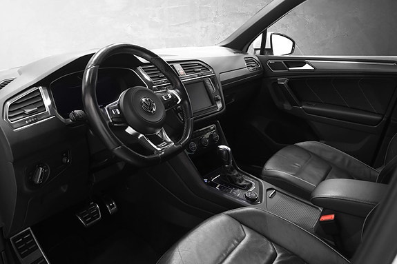 Volkswagen Tiguan 19 of 30