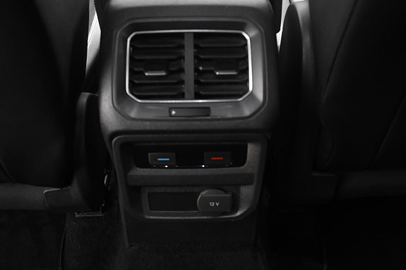 Volkswagen Tiguan 22 of 30