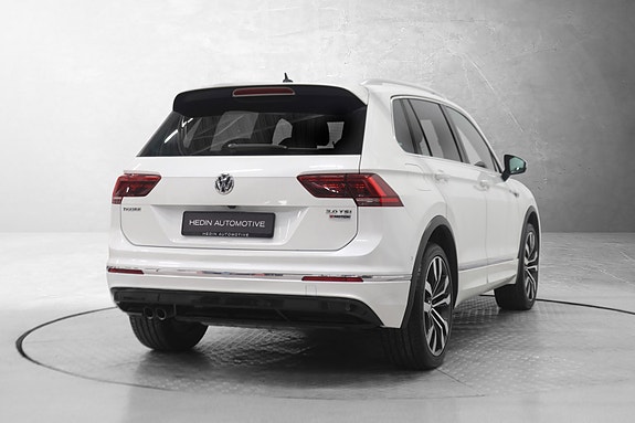 Volkswagen Tiguan 7 of 30