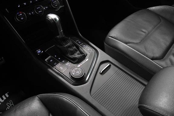 Volkswagen Tiguan 18 of 30