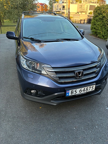Honda CR-V 2 of 17