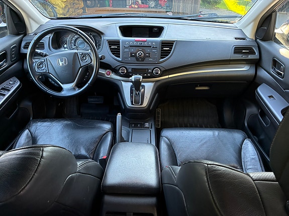 Honda CR-V 5 of 17