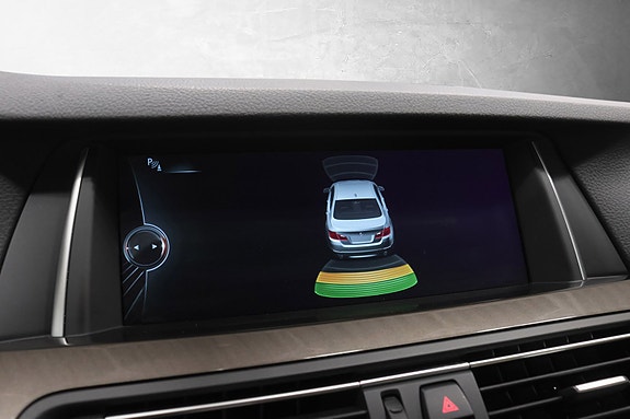 BMW 520d 16 of 30