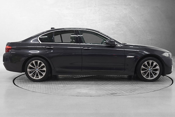 BMW 520d 10 of 30