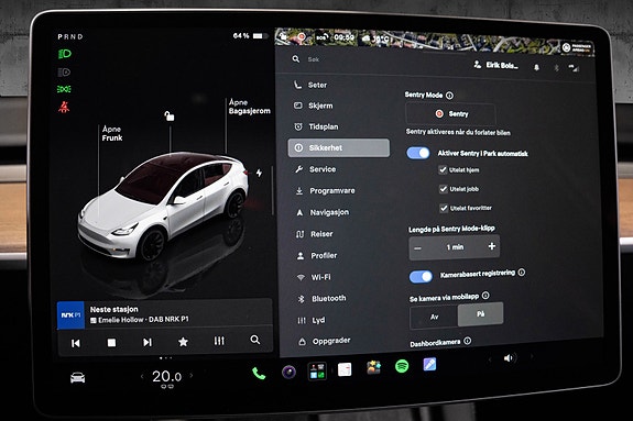 Tesla Model Y 25 of 29