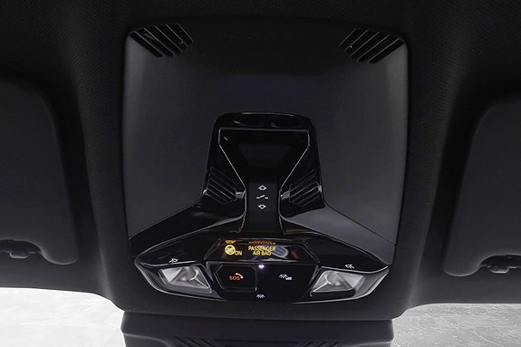 BMW iX1 24 of 30