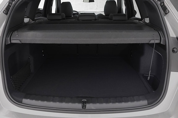 BMW iX1 30 of 30