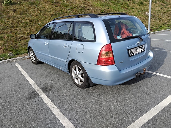 Toyota Corolla 5 of 6