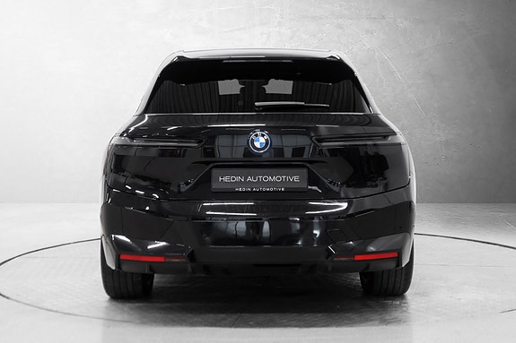 BMW iX 3 of 30