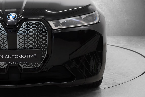 BMW iX 7 of 30