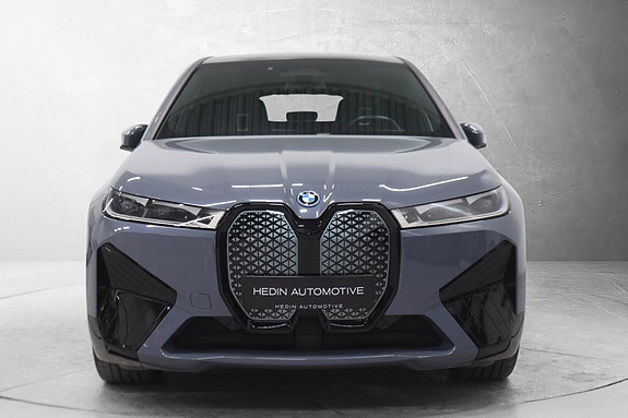 BMW iX 6 of 29