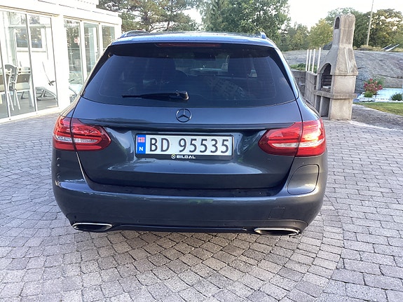 Mercedes-Benz C350 e 7 of 12