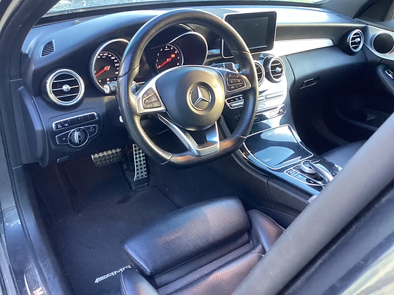 Mercedes-Benz C350 e 9 of 12
