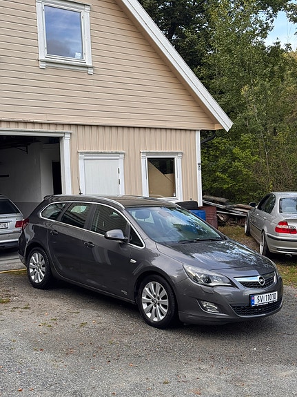Opel Astra 3 of 30