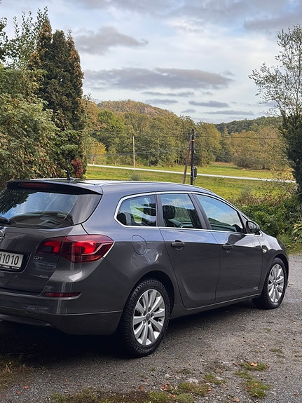 Opel Astra 4 of 30