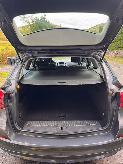 Opel Astra 30 of 30
