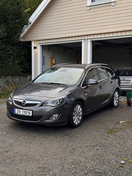 Opel Astra 6 of 30