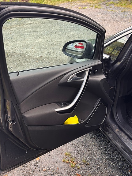 Opel Astra 17 of 30