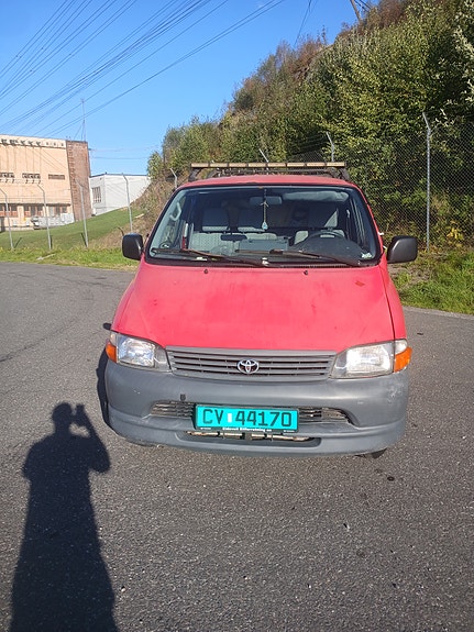 Toyota HiAce 6 of 30