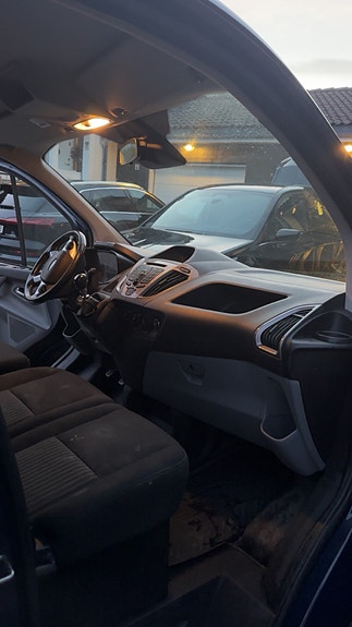 Ford Transit Custom 15 of 30