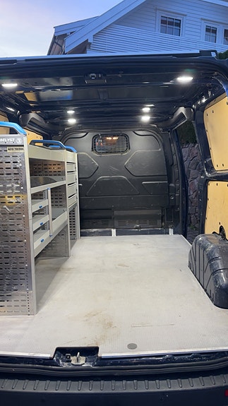 Ford Transit Custom 18 of 30