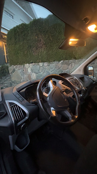 Ford Transit Custom 11 of 30
