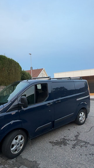 Ford Transit Custom 2 of 30