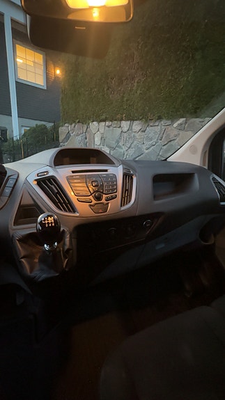 Ford Transit Custom 12 of 30